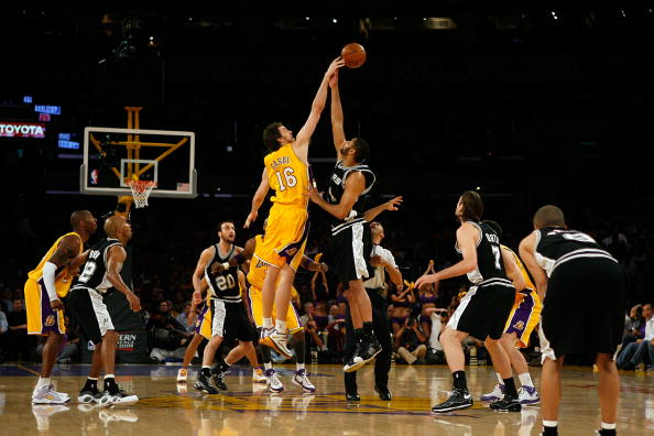 伯纳乌，皇马开出的条件确实诱惑力很大